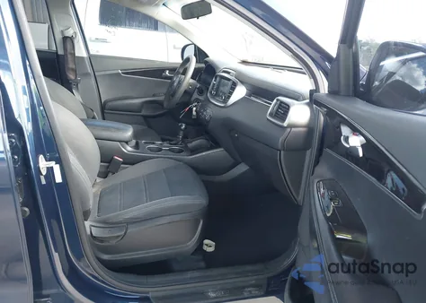 2018 Kia Sorento 2.4L Lx из США, поврежденный, VIN 5XYPG4A34JG387688